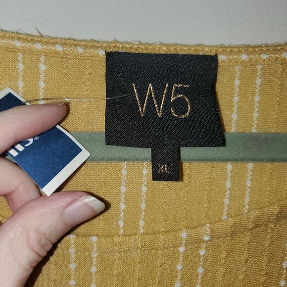W5 NWT MUSTARD AND WHITE VERTICAL STRIPE BLOUSE WITH WIDE SLEEVES SIZE XL - Picture 2 of 5